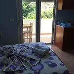 Mana * Εξαμίλιο