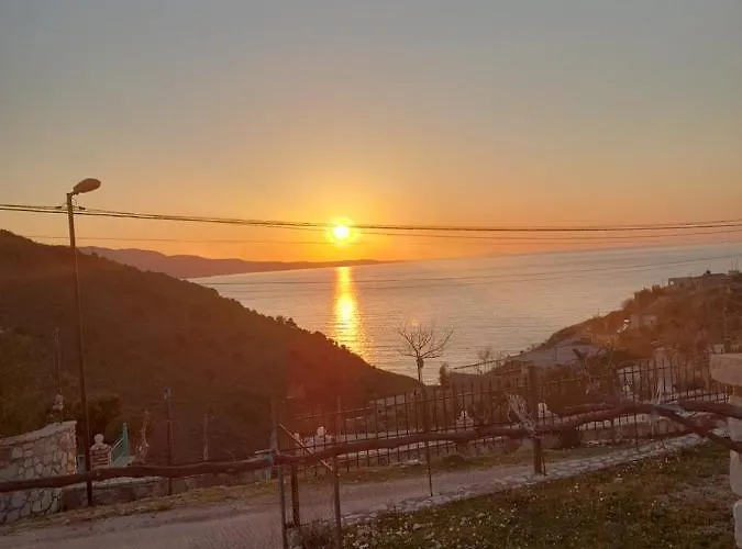 Mana Ksamil
